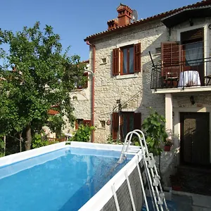 https://house-batel.in-istria.net